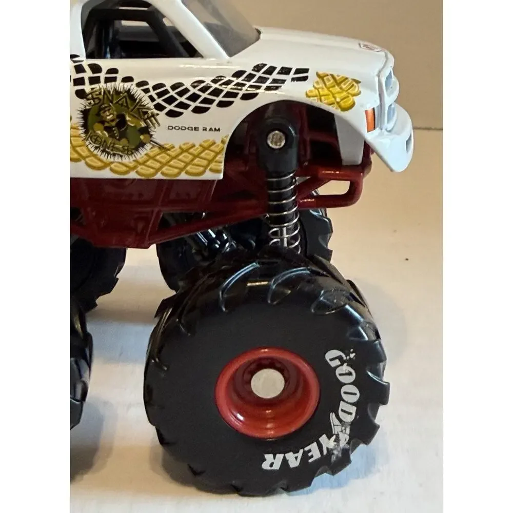 2001 SPIN MASTER METAL MAXX MEGA SHOCKS DODGE RAM Monster Truck FREE SHIPPING